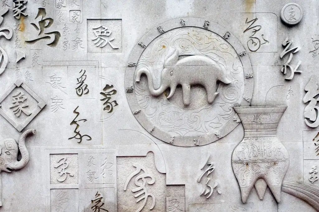 企业网络核心设备选型指南：网络交换机与光纤收发器搭配方案