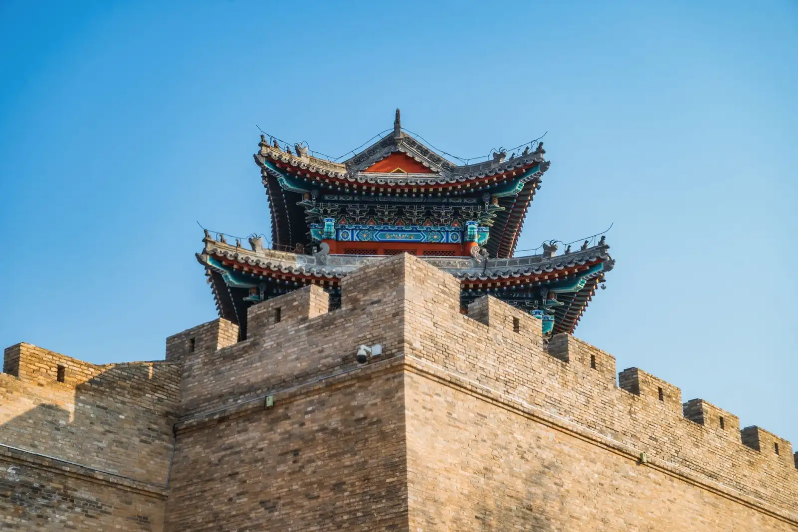 网络交换机选型指南：中小型企业组网的关键参数与注意事项