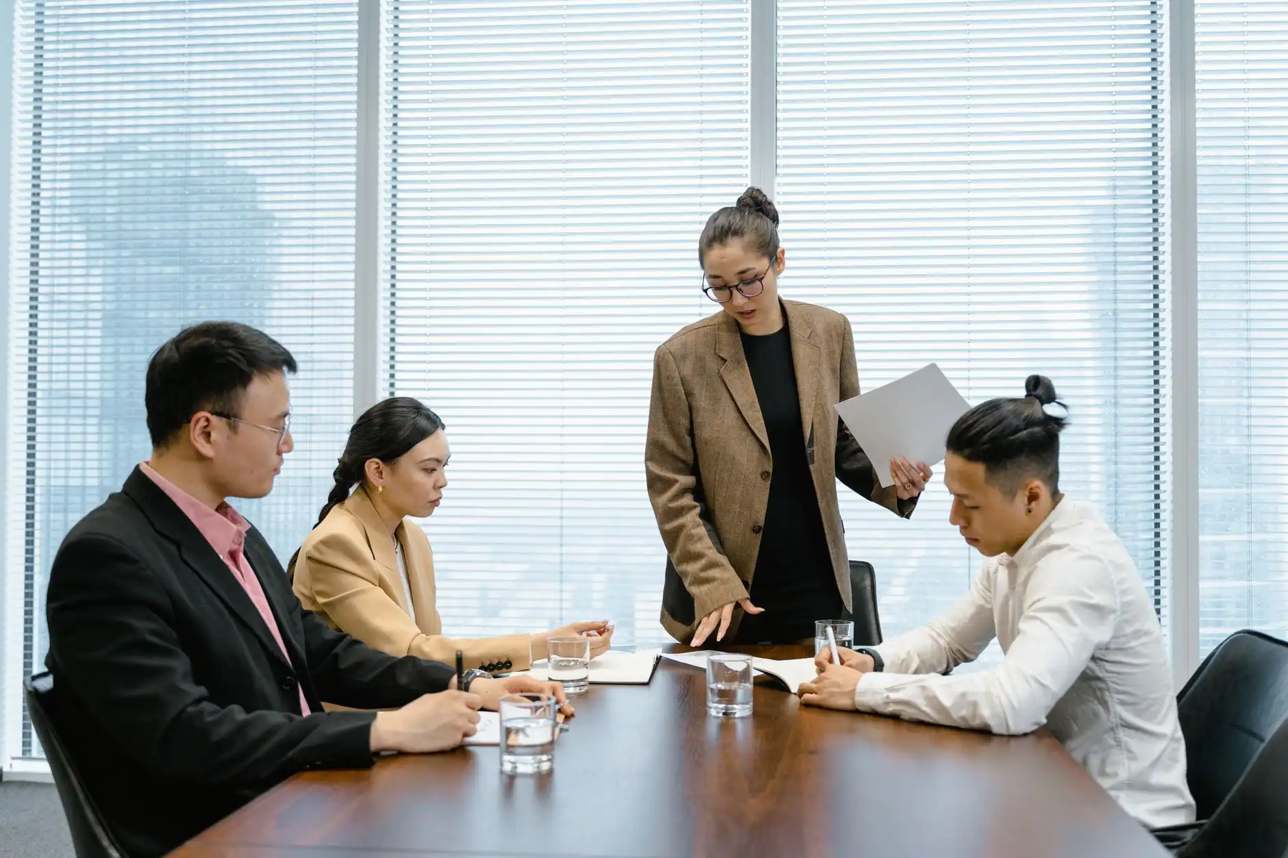 企业级网络交换机选型指南：如何匹配海南政企组网的实际需求