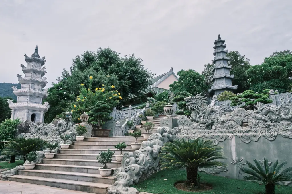 海南政企网络基础设施升级：光纤收发器与协议转换器选型要点